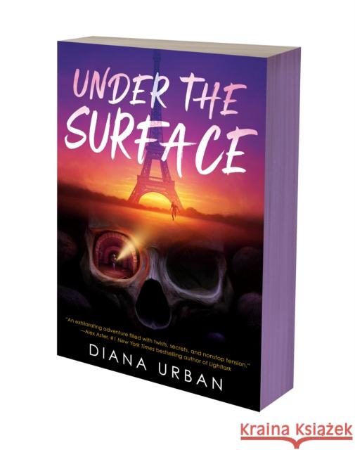 Under the Surface Diana Urban 9780593625101 G.P. Putnam's Sons Books for Young Readers - książka
