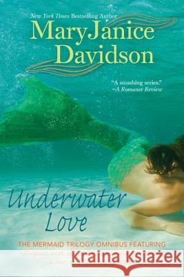 Underwater Love MaryJanice Davidson 9780425247198 Berkley Publishing Group - książka