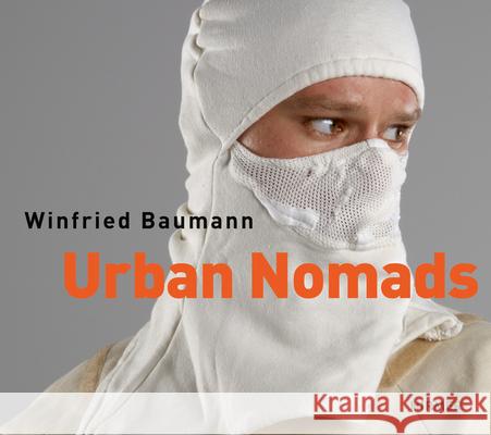 Urban Nomads Institute of Modern Art Nuremberg 9783777422183 Hirmer Verlag GmbH - książka
