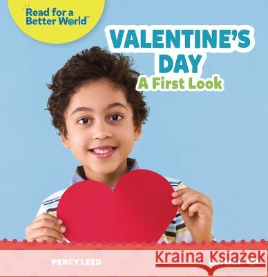 Valentine\'s Day: A First Look Percy Leed 9781728478999 Lerner Publications (Tm) - książka