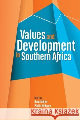 Values and Development in Southern Africa Hans Muller Pinkie Mekgwe  9782869785540 CODESRIA - książka