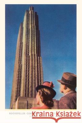 Vintage Journal Tourists Gazing at RCA Building, New York City Found Image Press   9781669508663 Found Image Press - książka