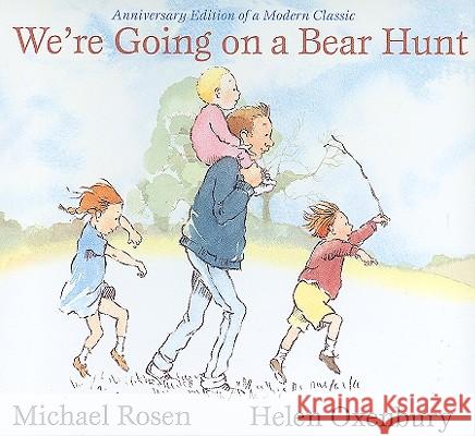 We're Going on a Bear Hunt Michael Rosen Helen Oxenbury 9781416987123 Little Simon - książka