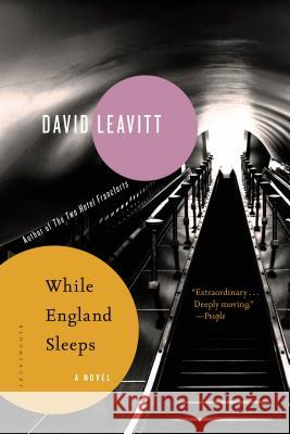 While England Sleeps David Leavitt 9781620407080 Bloomsbury Publishing PLC - książka