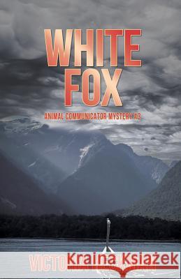 White Fox Victoria Heckman 9780997088045 Revenge Publishing - książka