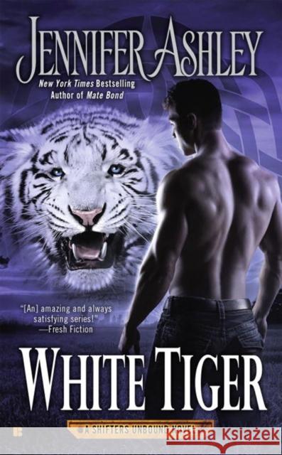 White Tiger Jennifer Ashley 9780425281352 Berkley Books - książka