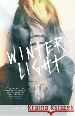 Winter Light Martha Engber 9781925965445 Vine Leaves Press - książka