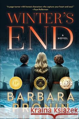 Winter's End Barbara Pronin 9781685135997 Black Rose Writing - książka