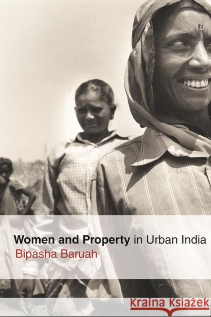 Women and Property in Urban India Bipasha Baruah 9780774819282 UBC Press - książka